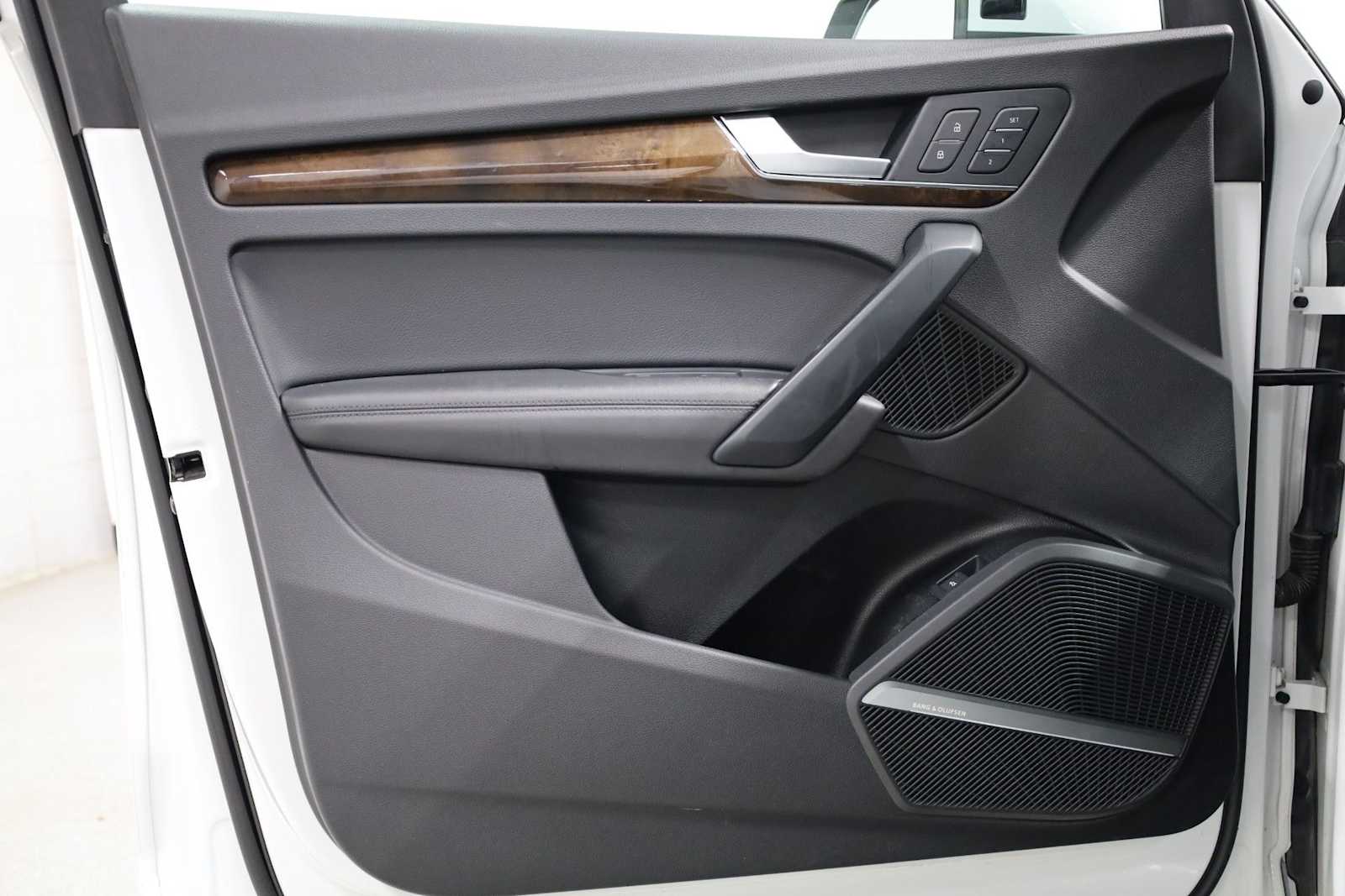 Thumbnail: 2019 Audi Q5 - 16