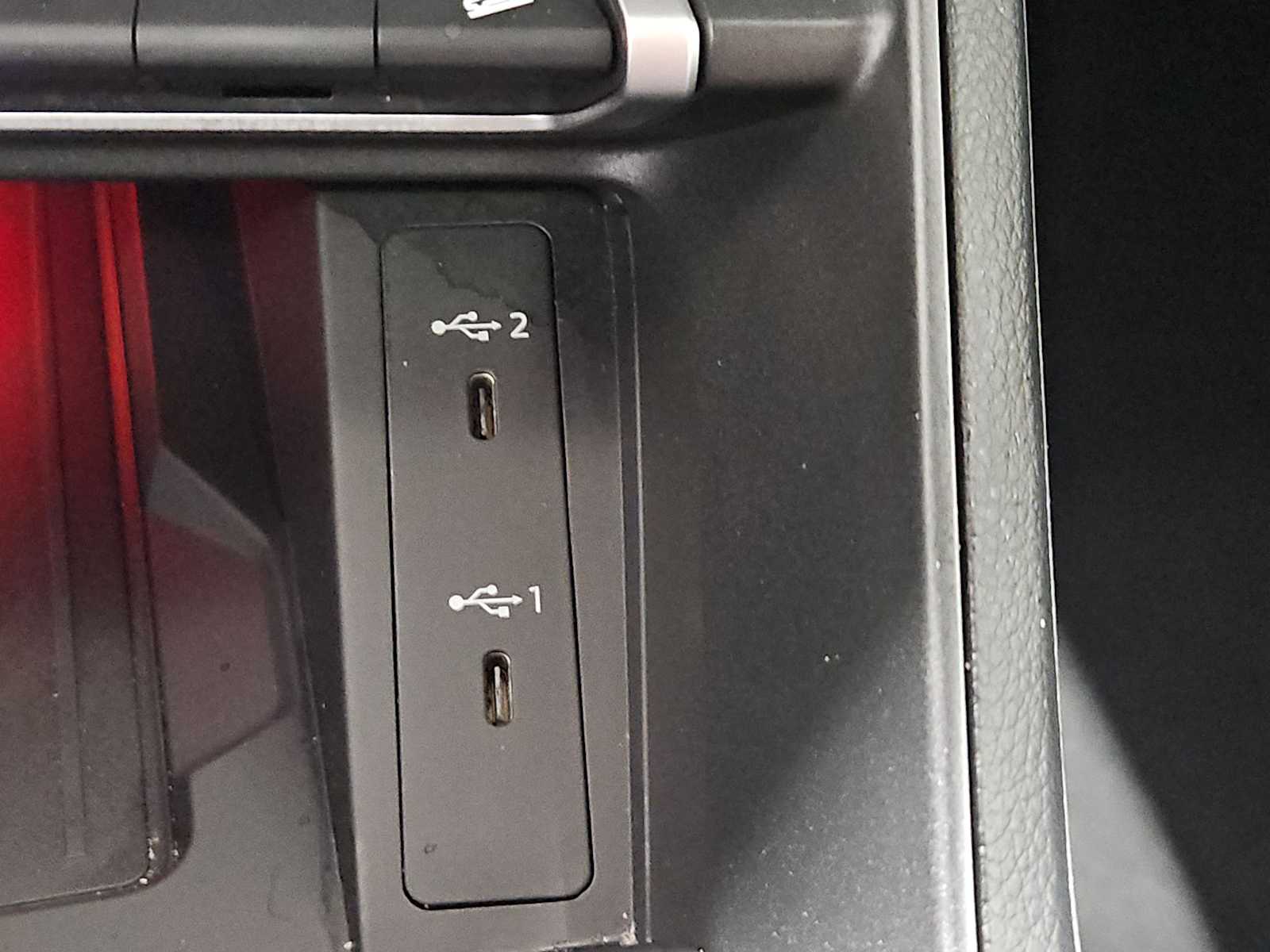 Thumbnail: 2023 Audi Q3 - 32