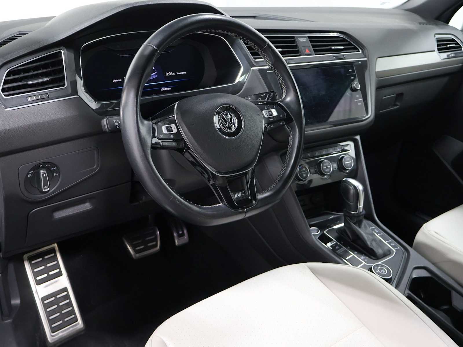 Thumbnail: 2019 Volkswagen Tiguan - 4
