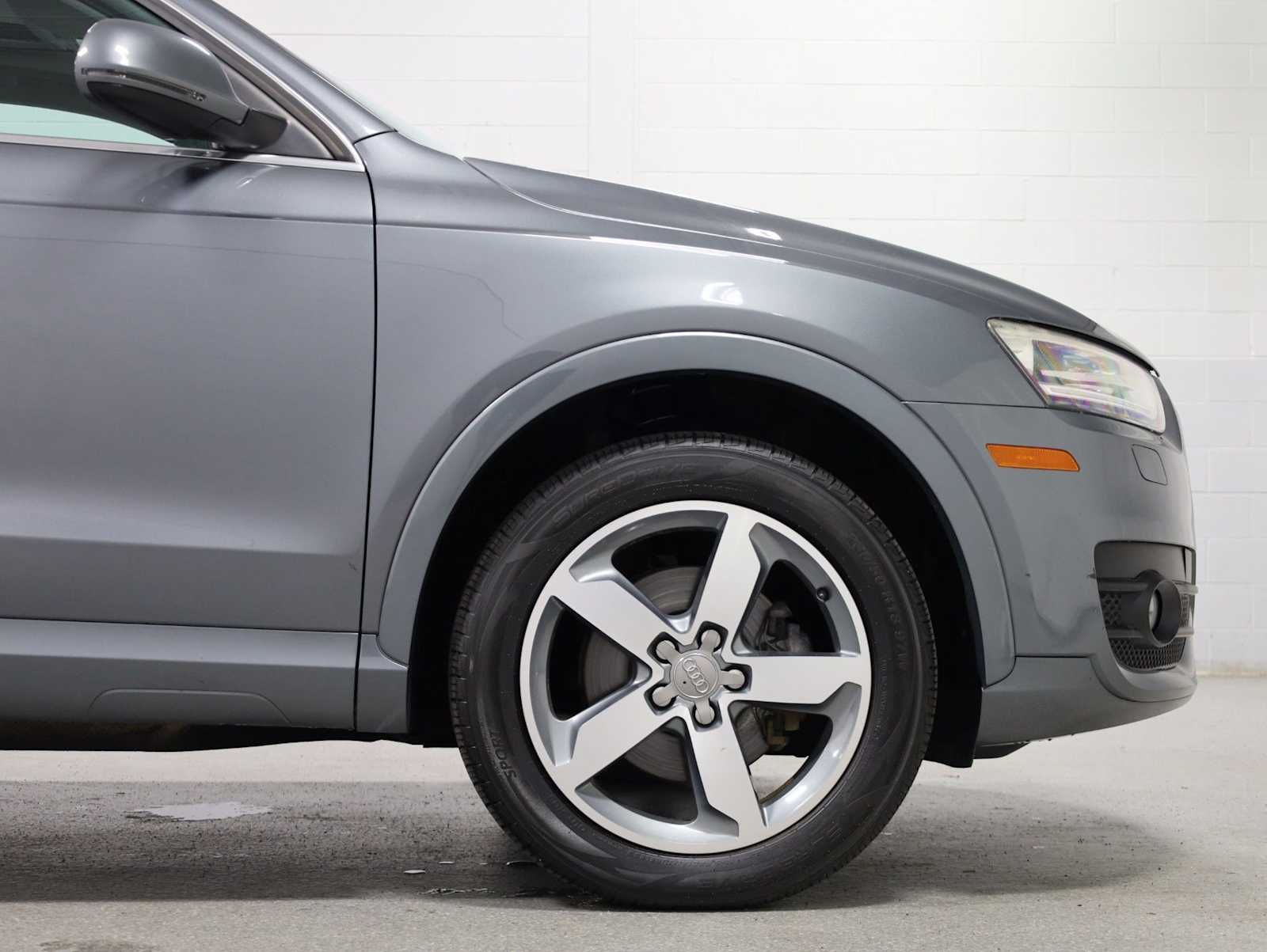 Thumbnail: 2015 Audi Q3 - 11