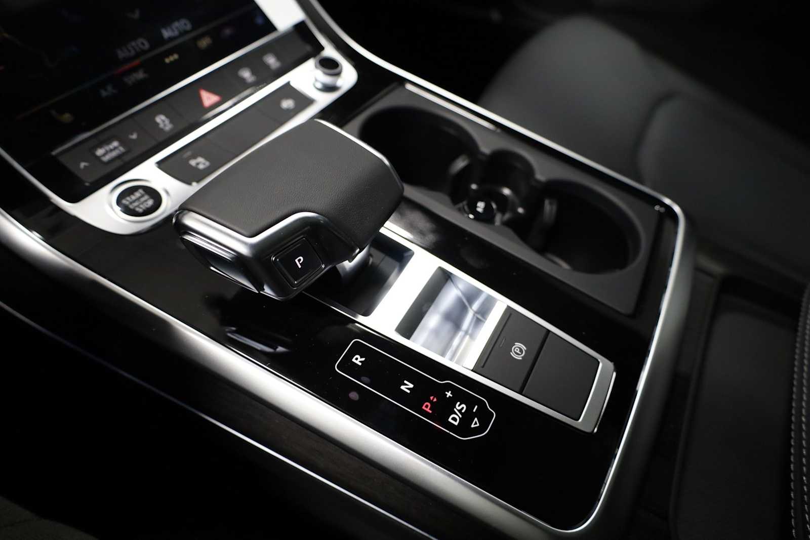 Thumbnail: 2026 Audi Q7 - 29