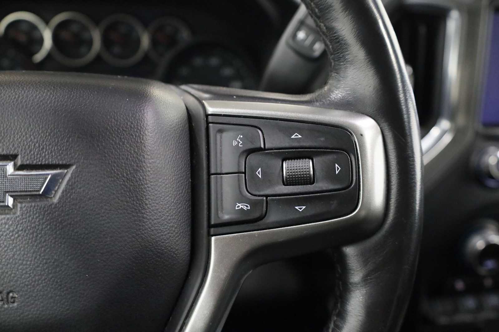 Thumbnail: 2019 Chevrolet Silverado 1500 - 26