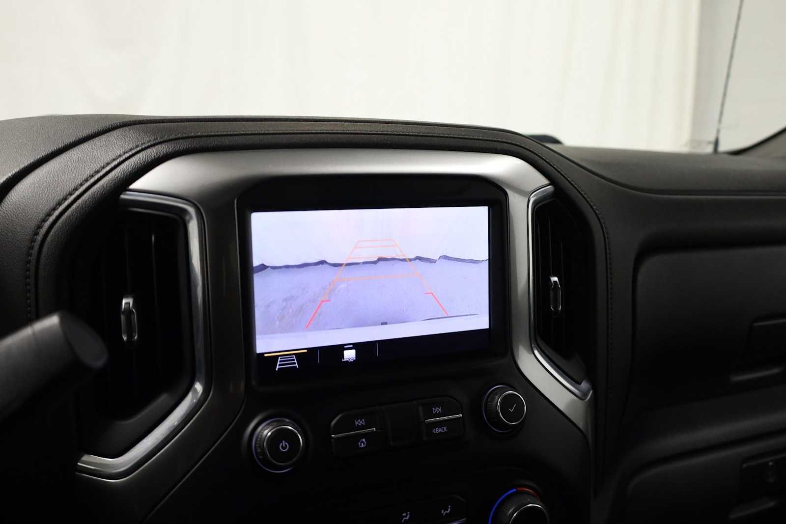 Thumbnail: 2019 Chevrolet Silverado 1500 - 30