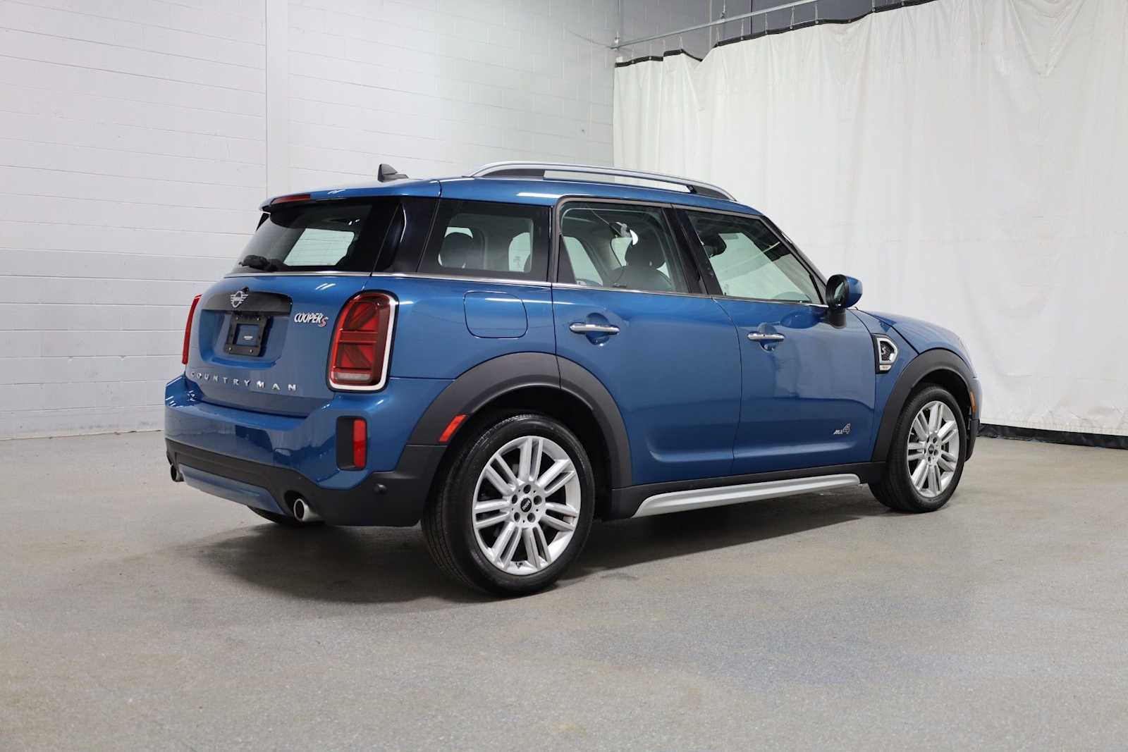 Thumbnail: 2023 MINI Cooper Countryman - 9