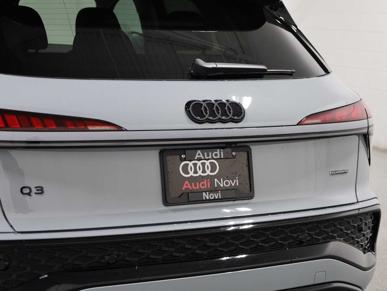 Thumbnail: 2026 Audi Q3 - 8