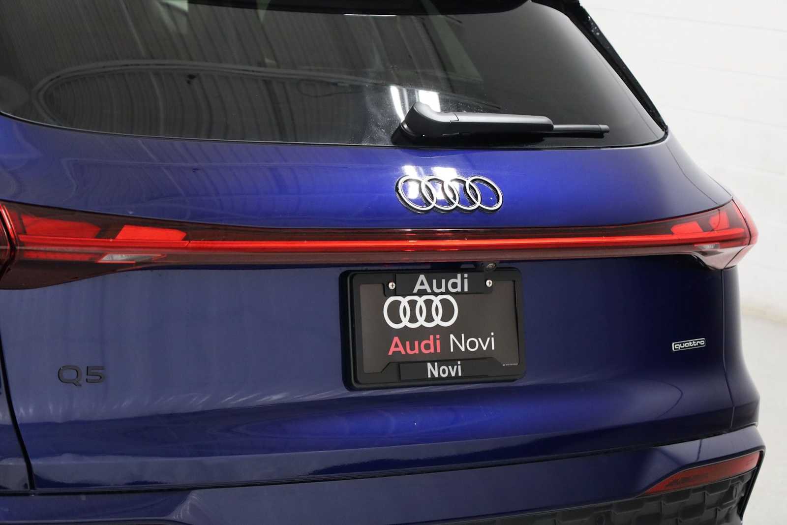 Thumbnail: 2026 Audi Q5 - 8
