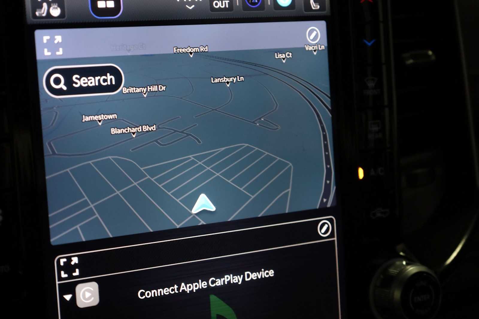 Thumbnail: 2025 RAM 1500 - 29