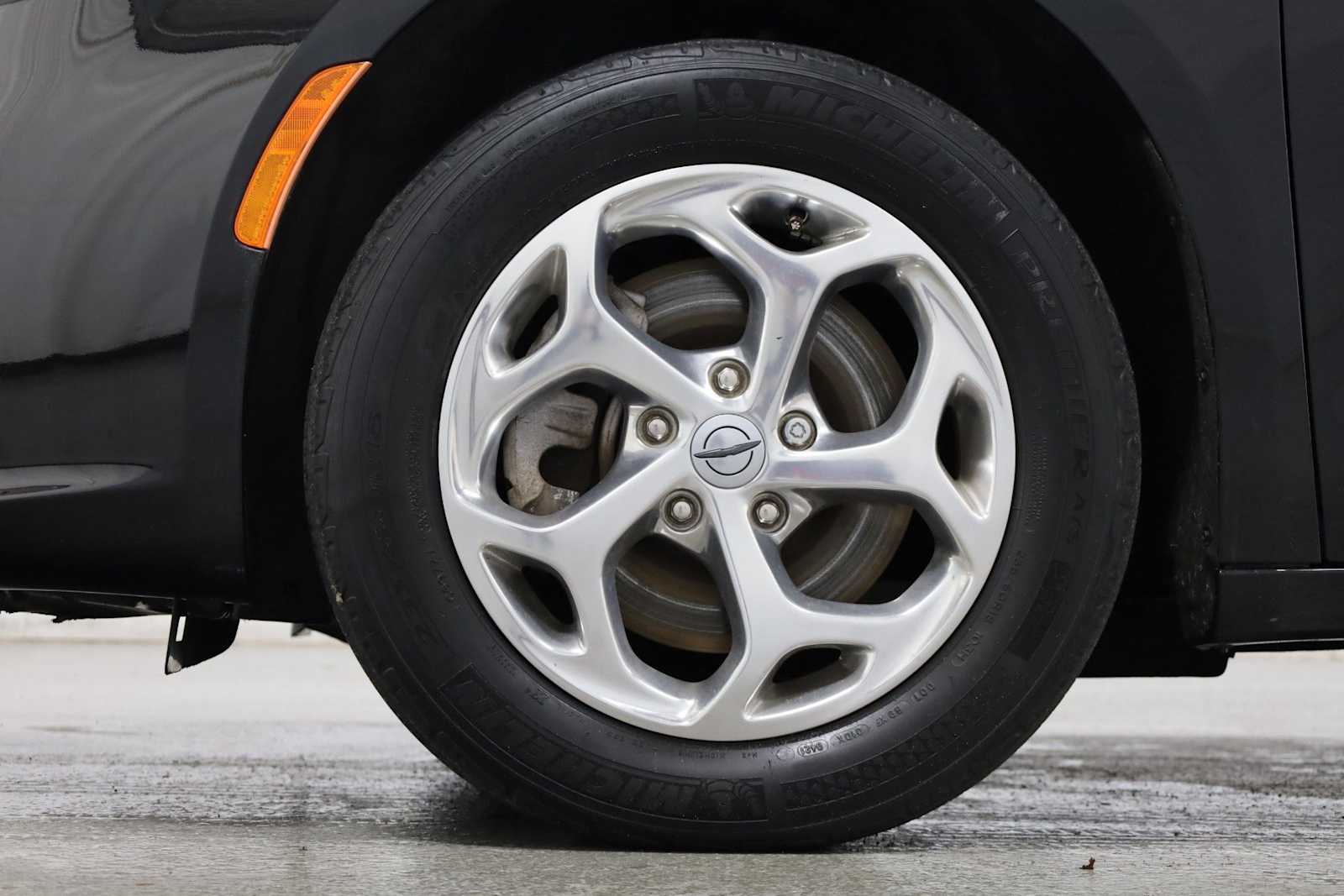 Thumbnail: 2021 Chrysler Pacifica - 36