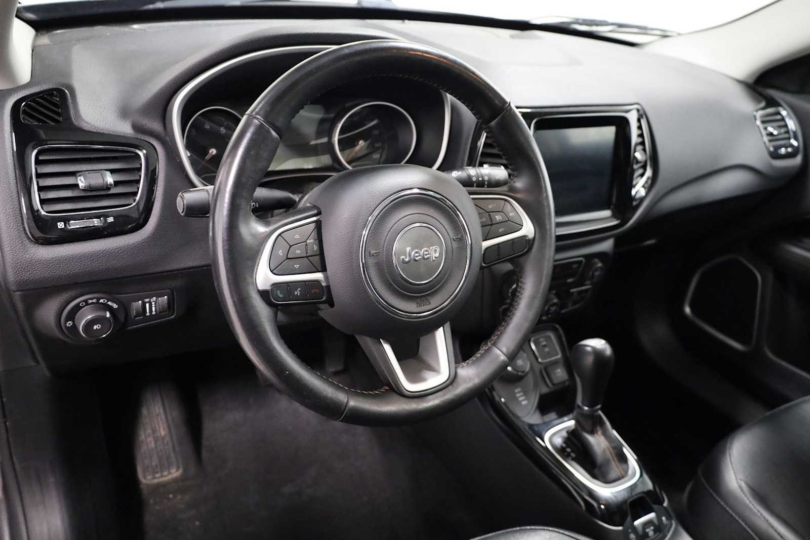 Thumbnail: 2019 Jeep Compass - 4