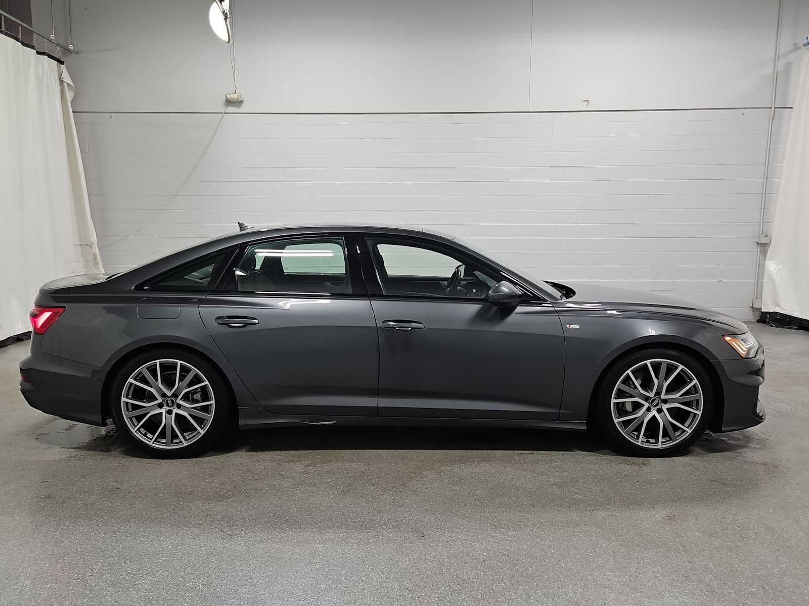 Thumbnail: 2022 Audi A6 - 10