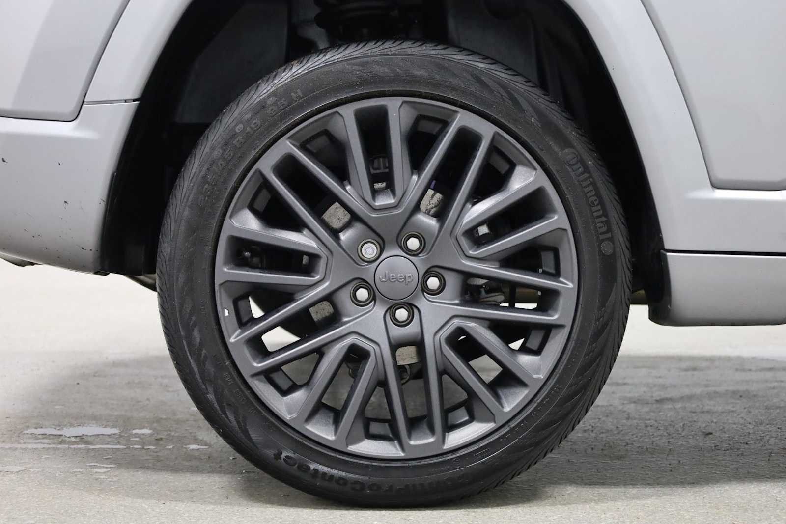 Thumbnail: 2023 Jeep Compass - 37