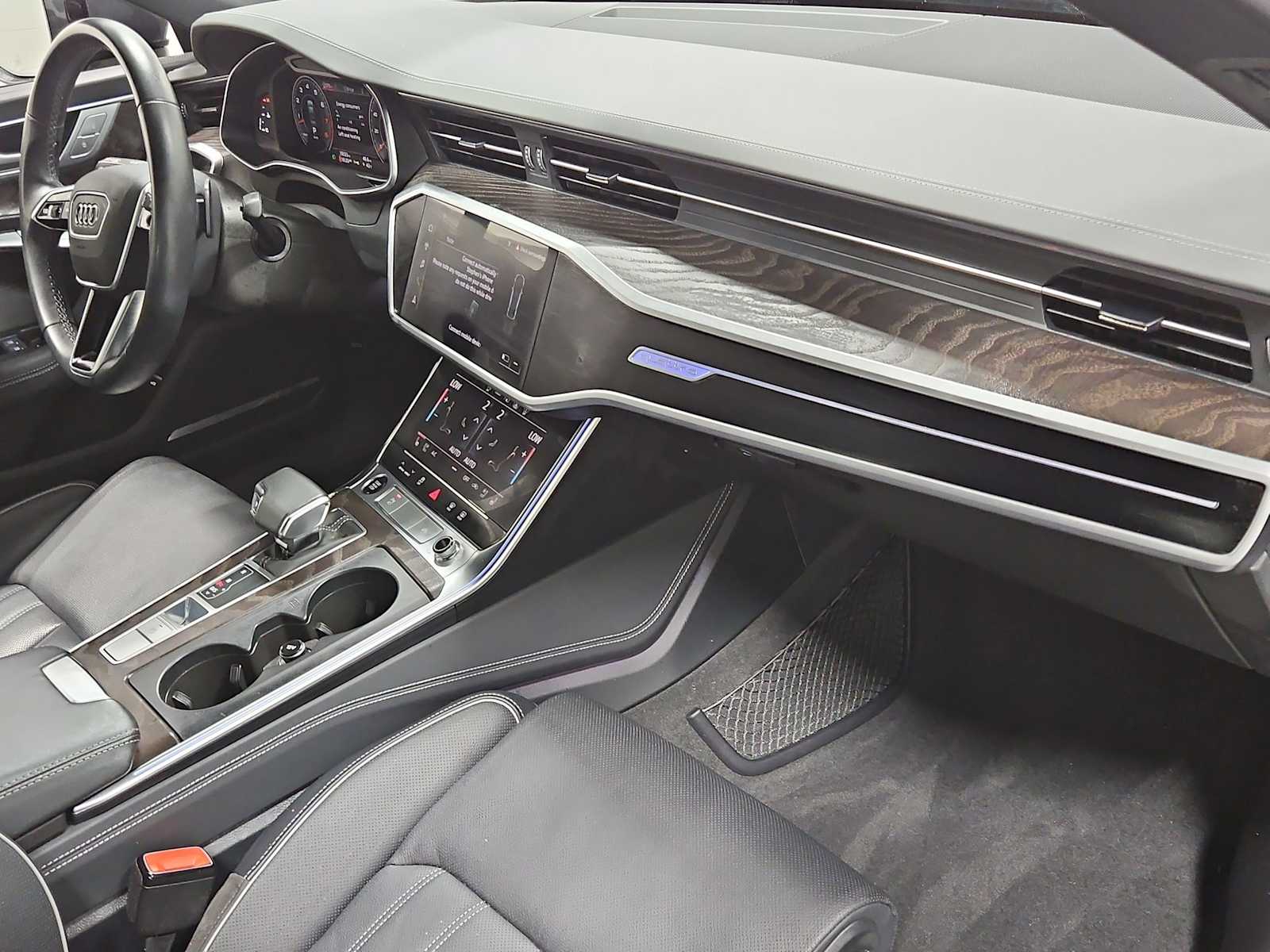 Thumbnail: 2022 Audi A6 - 6