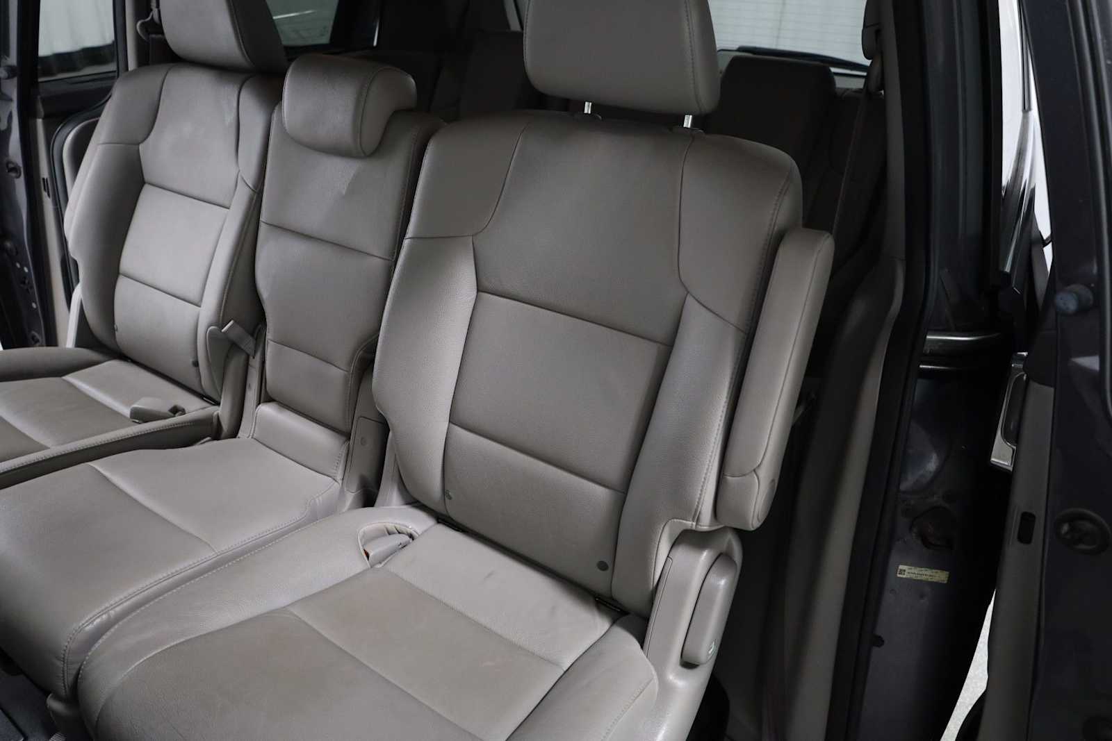 Thumbnail: 2015 Honda Odyssey - 32