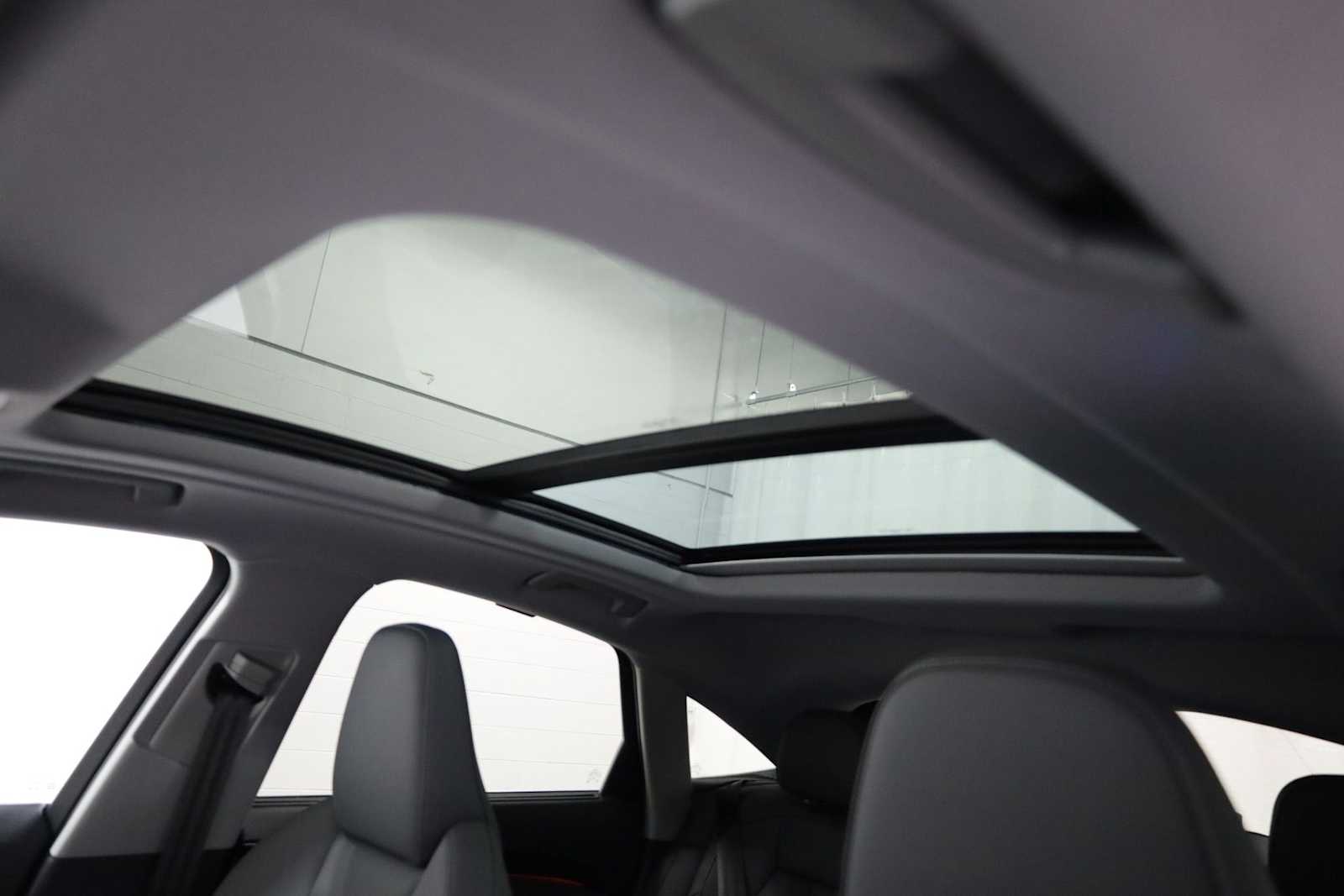 Thumbnail: 2025 Audi Q5 - 19