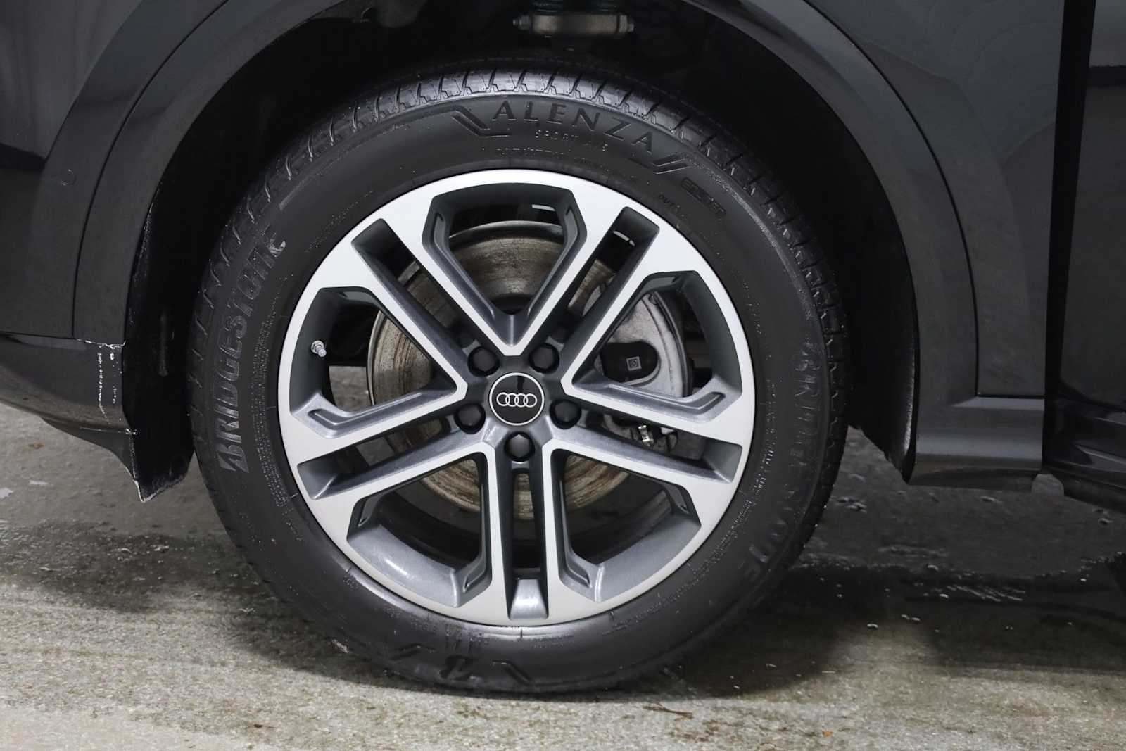 Thumbnail: 2025 Audi Q5 - 37