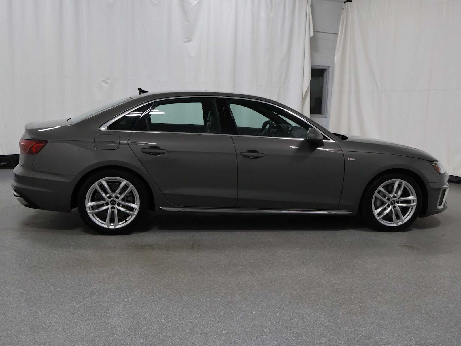 Thumbnail: 2023 Audi A4 - 10