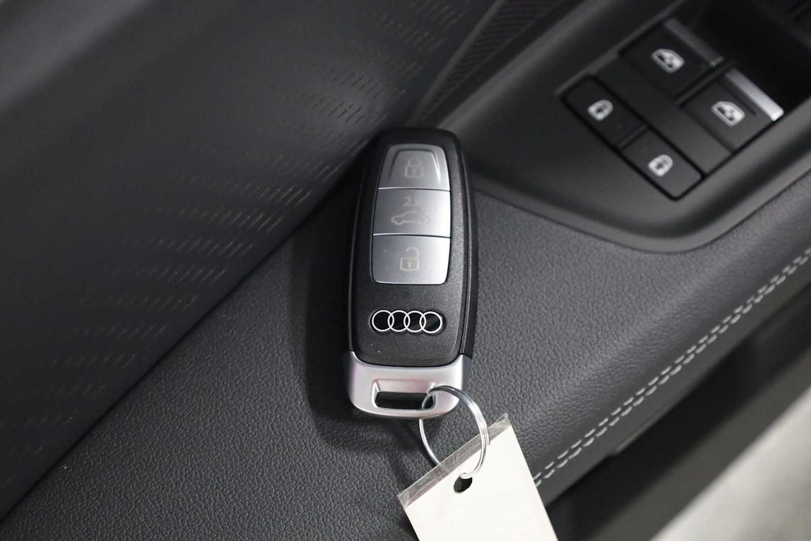 Thumbnail: 2025 Audi A3 - 40