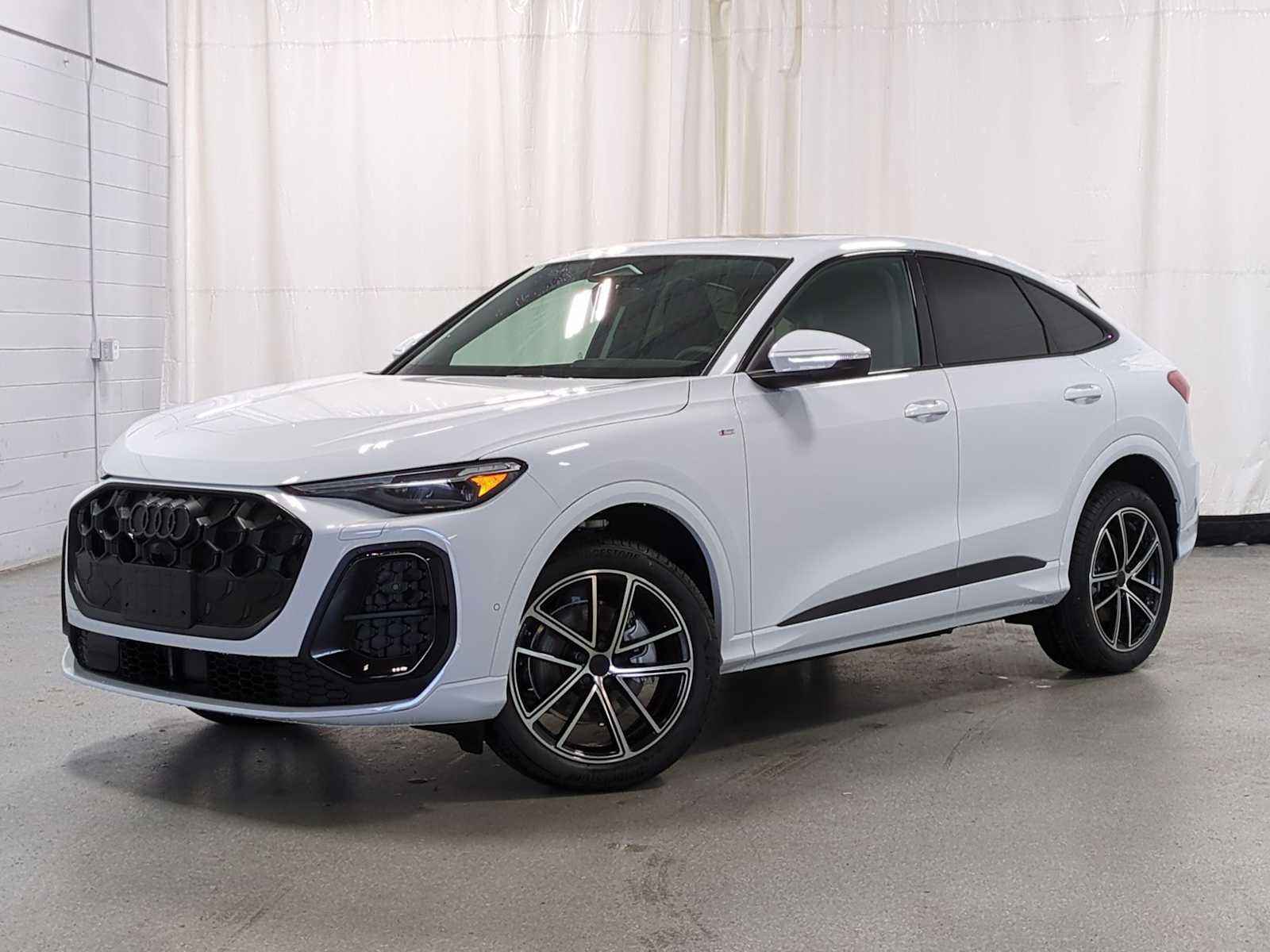 Thumbnail: 2026 Audi Q5 - 2