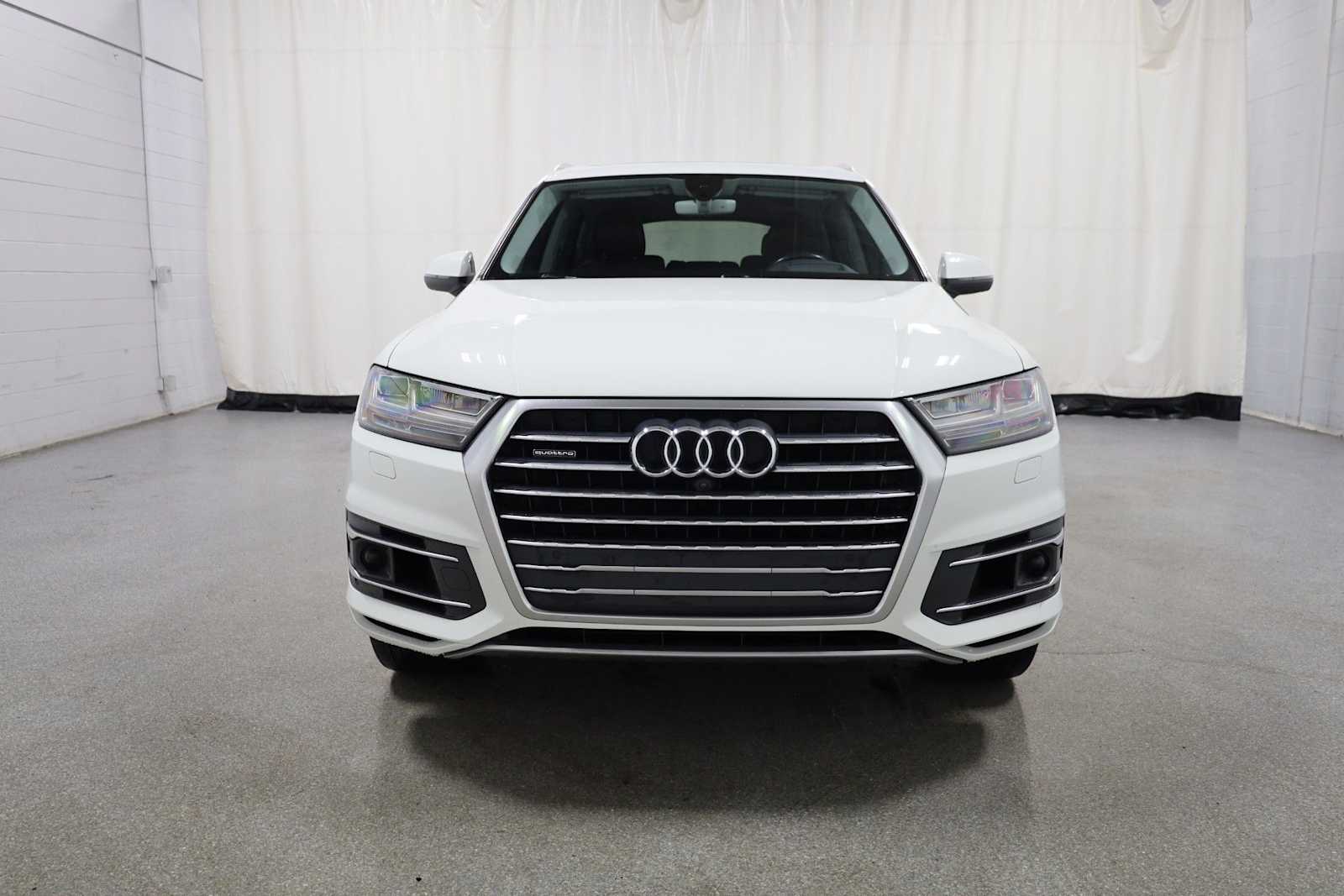 Thumbnail: 2017 Audi Q7 - 14