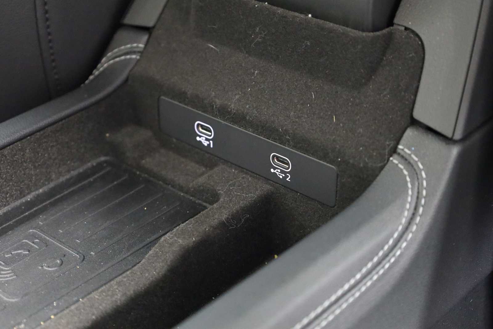 Thumbnail: 2025 Audi A6 - 33