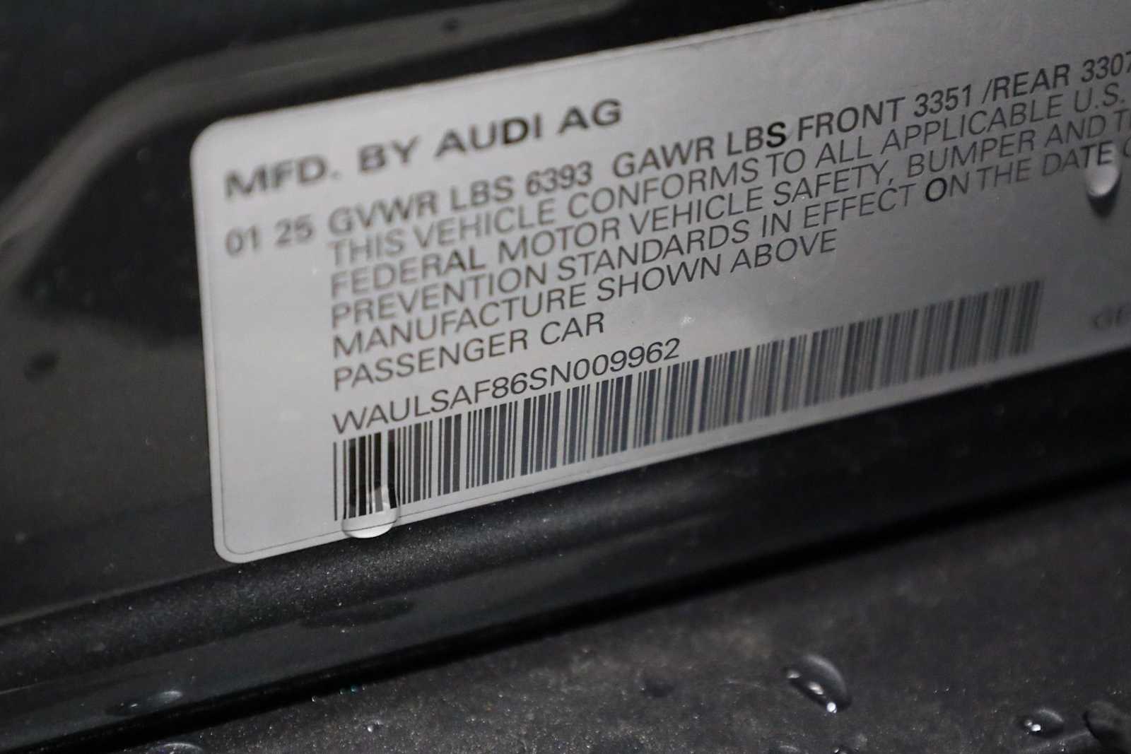 Thumbnail: 2025 Audi S8 - 42