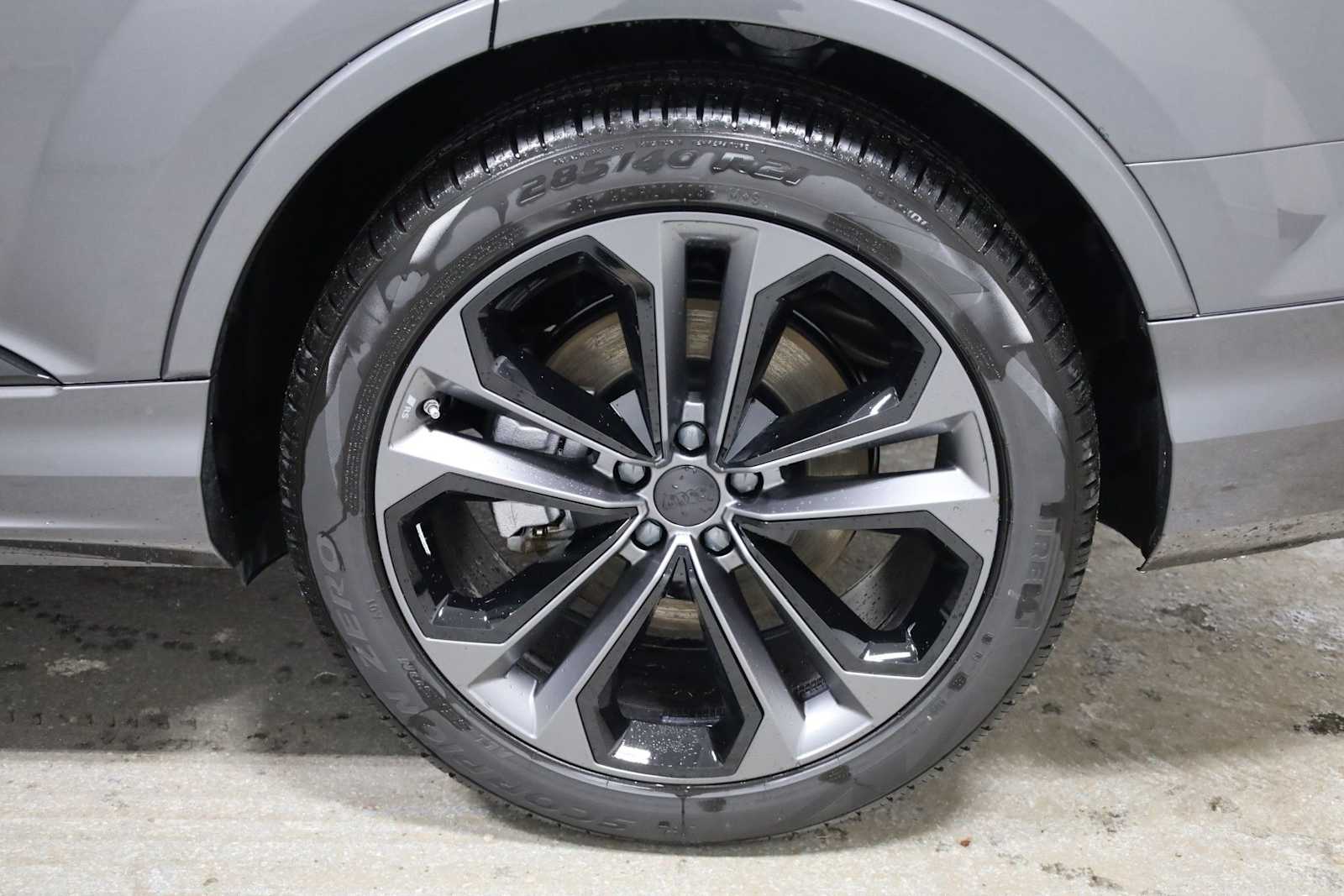 Thumbnail: 2026 Audi Q7 - 33