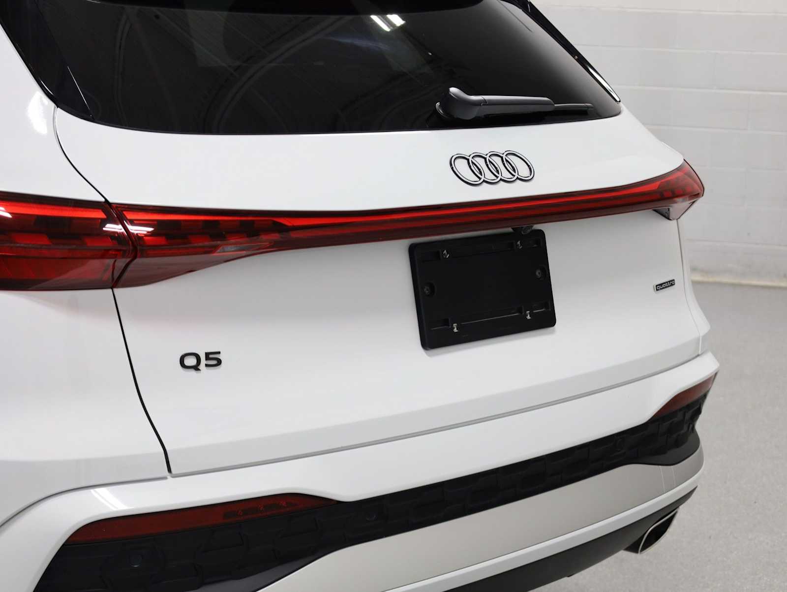 Thumbnail: 2025 Audi Q5 - 8