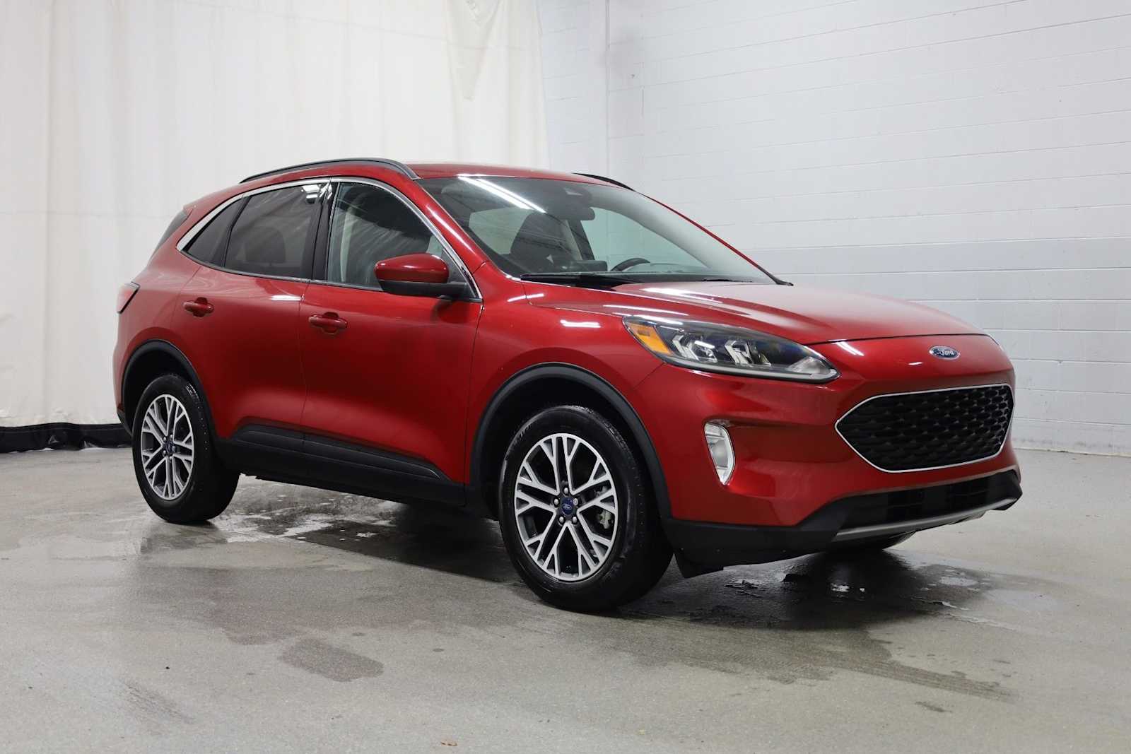 Thumbnail: 2020 Ford Escape - 13