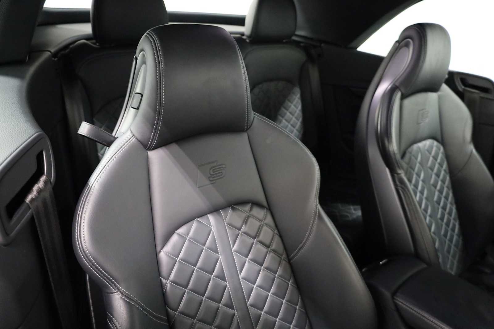 Thumbnail: 2023 Audi S5 - 20