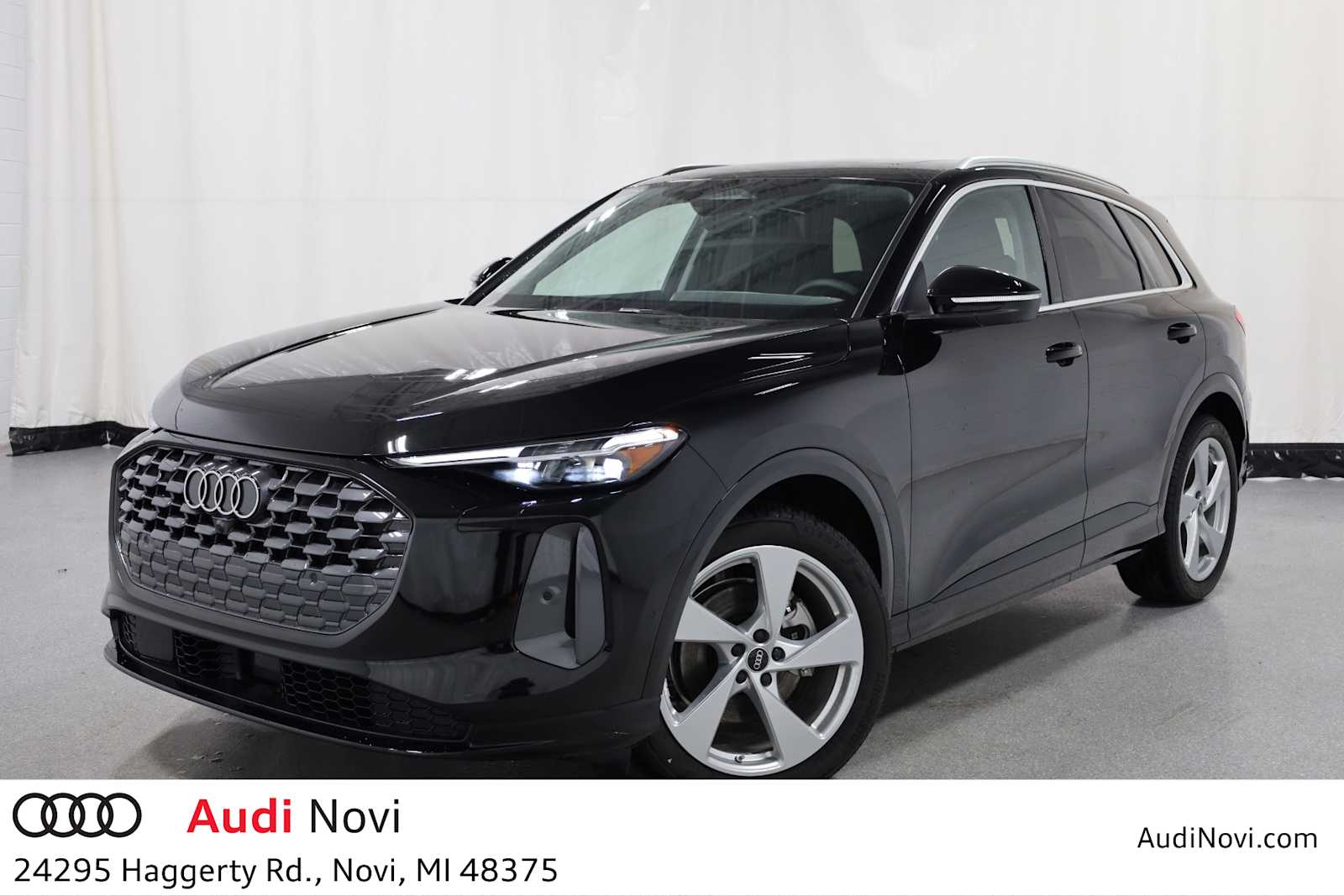 Thumbnail: 2025 Audi Q5 - 1