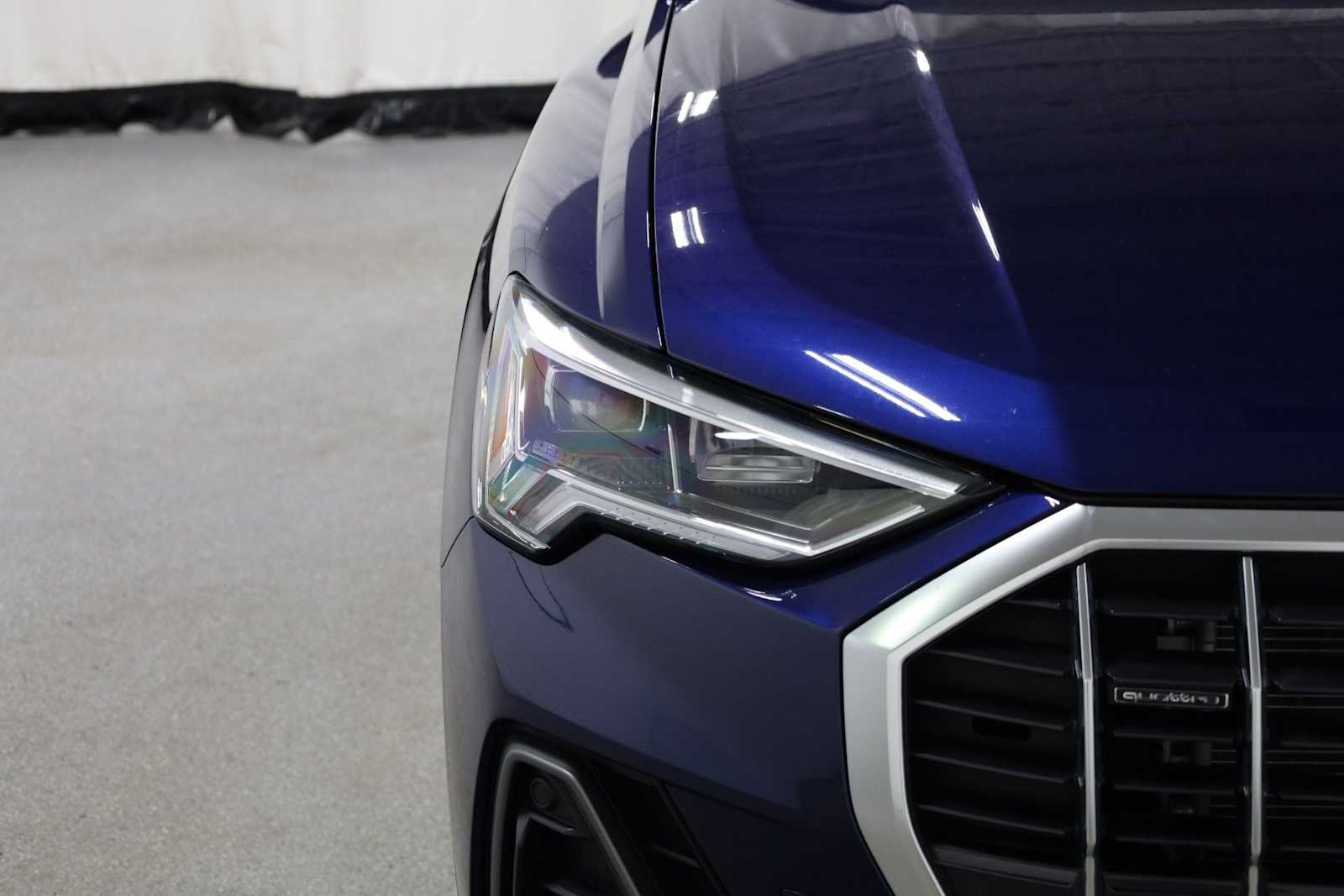 Thumbnail: 2025 Audi Q3 - 15