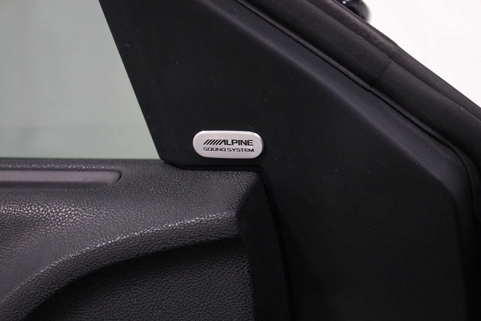 Thumbnail: 2018 Dodge Charger - 17