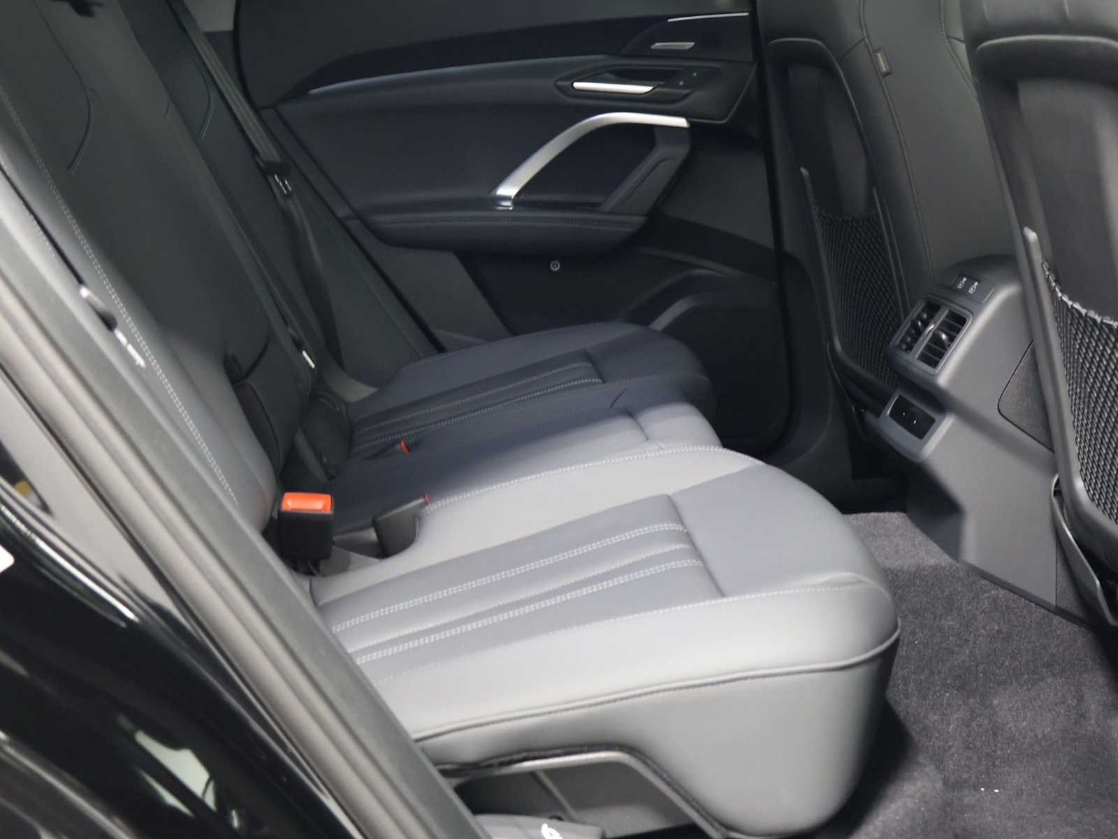 Thumbnail: 2026 Audi Q5 - 35