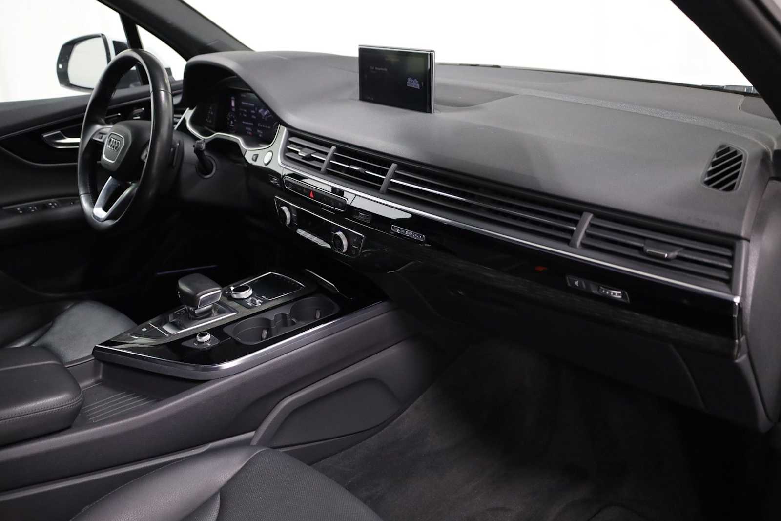 Thumbnail: 2018 Audi Q7 - 6