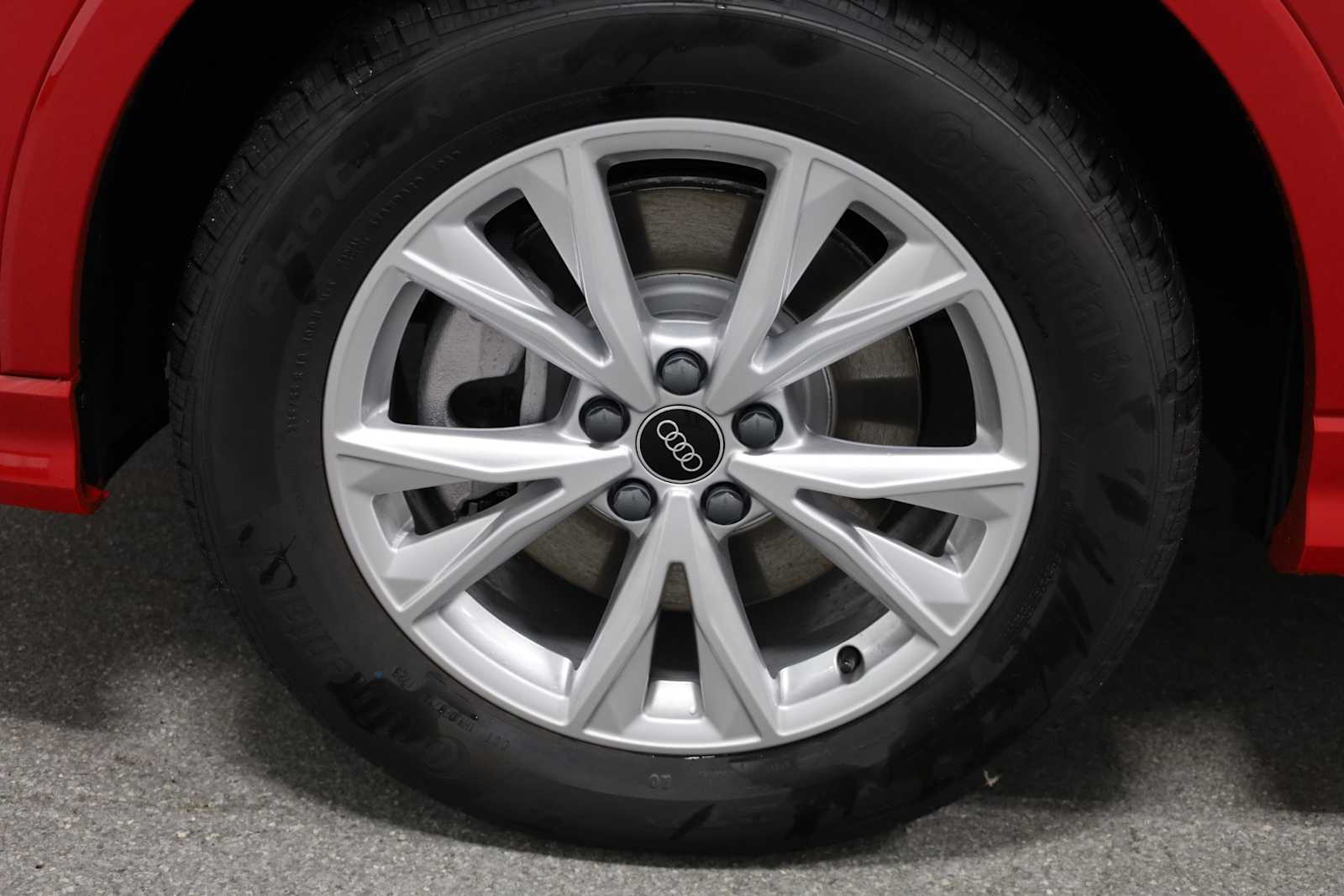 Thumbnail: 2025 Audi Q3 - 37