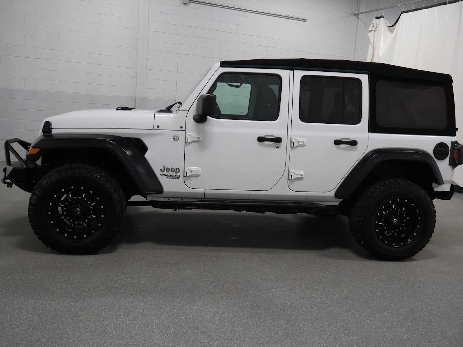 Used 2020 Jeep Wrangler Unlimited Sport SUV