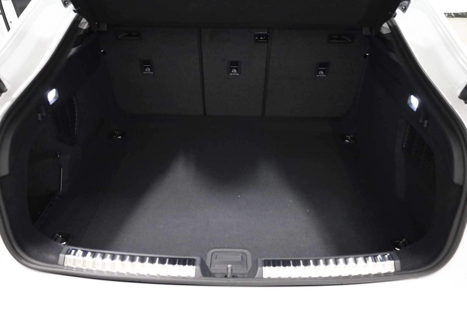 Thumbnail: 2025 Audi A5 - 39