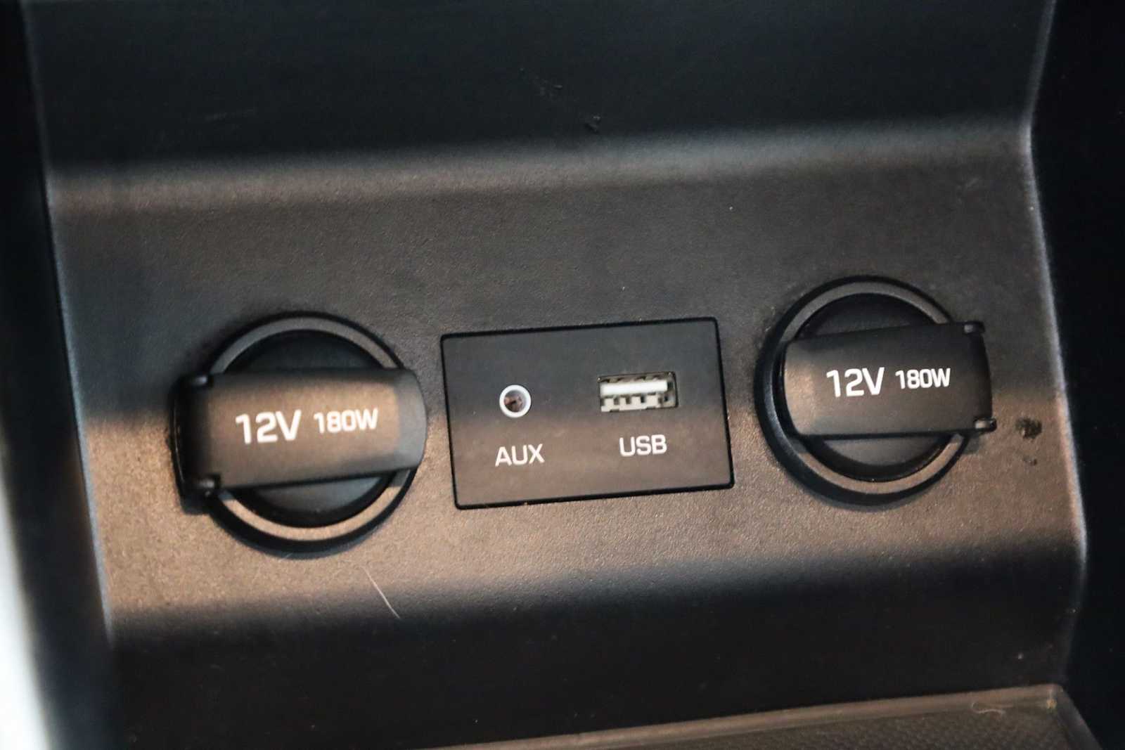 Thumbnail: 2020 Hyundai Elantra - 30