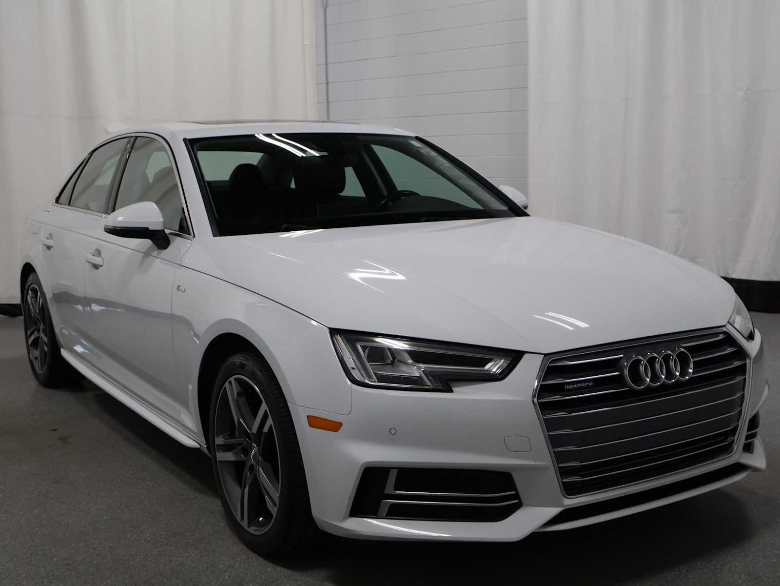 Thumbnail: 2018 Audi A4 - 11