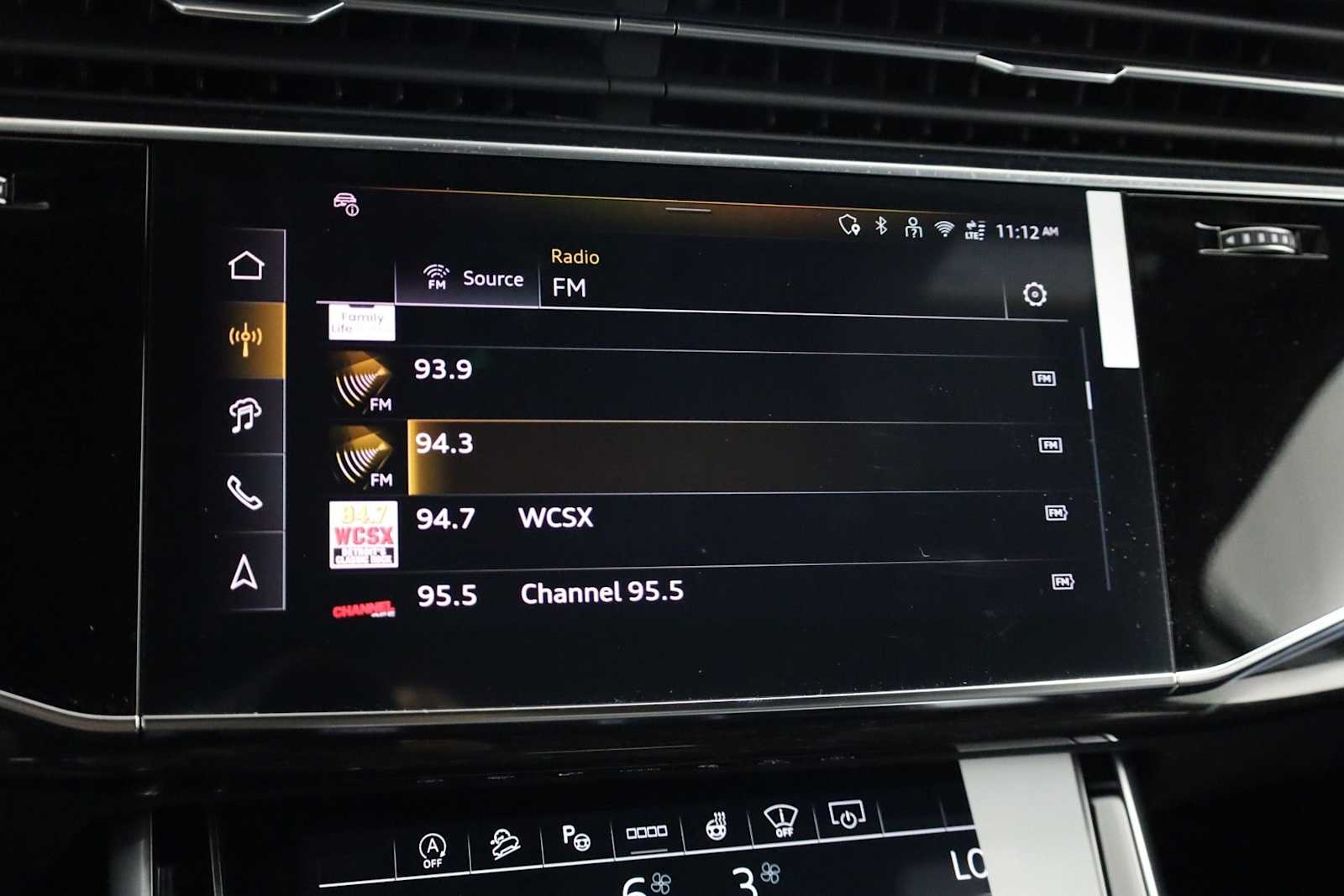 Thumbnail: 2026 Audi Q7 - 30