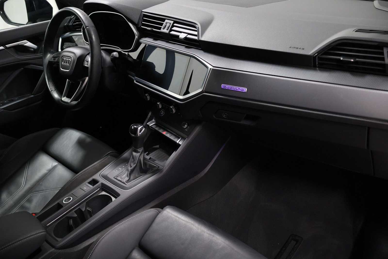 Thumbnail: 2023 Audi Q3 - 6