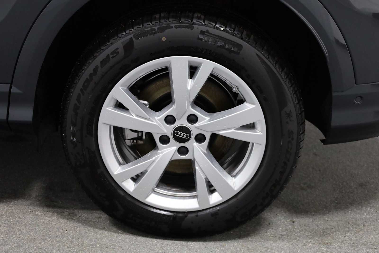 Thumbnail: 2025 Audi Q5 - 35