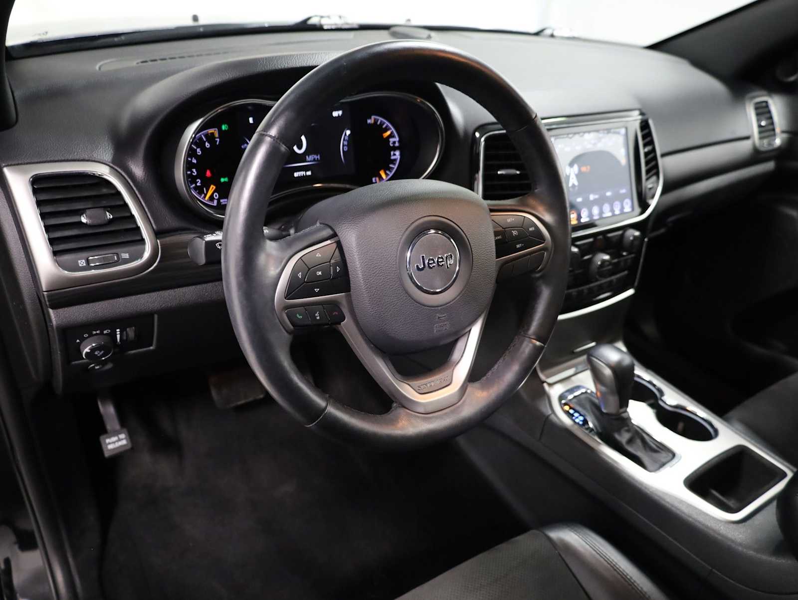 Thumbnail: 2019 Jeep Grand Cherokee - 4