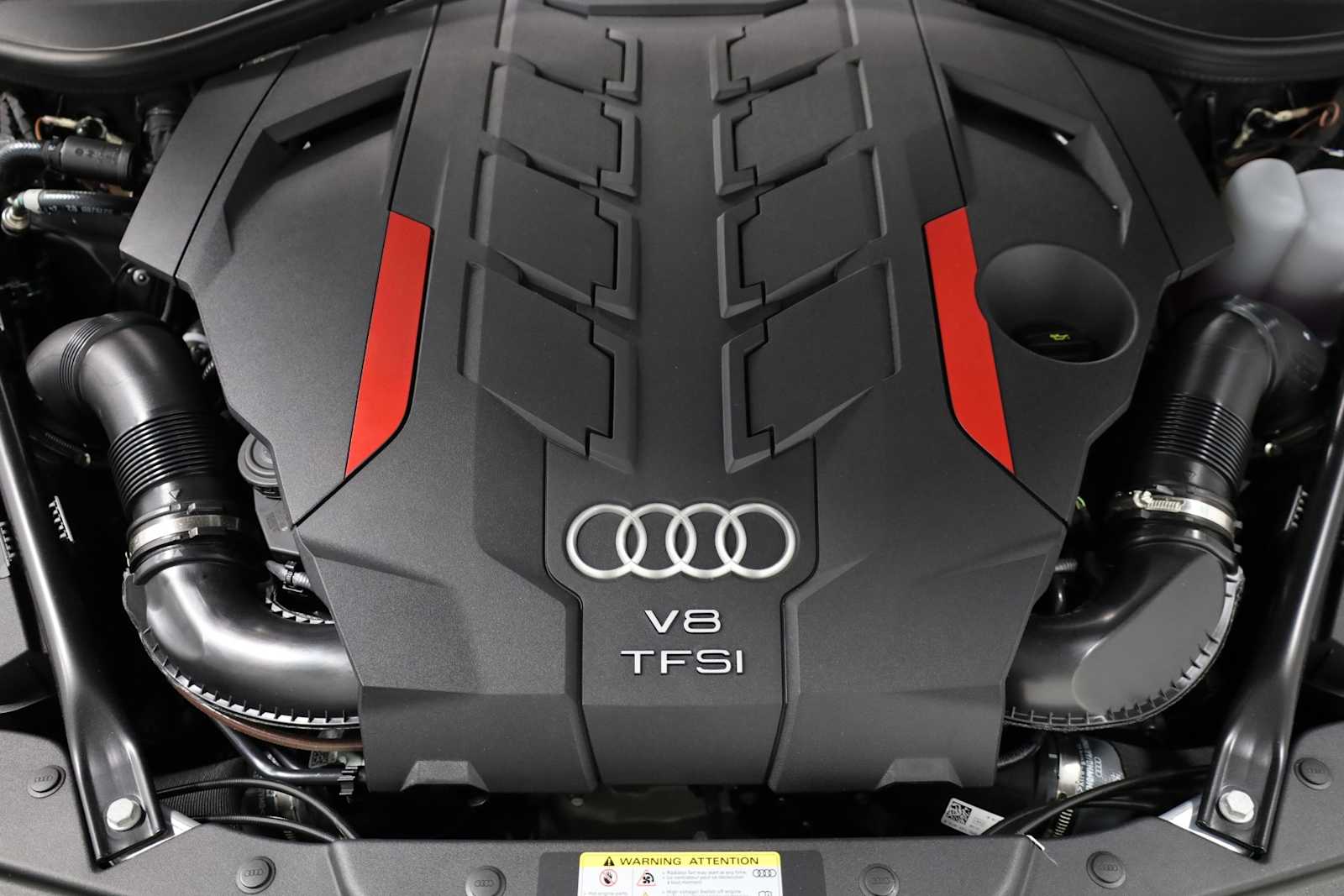 Thumbnail: 2025 Audi S8 - 40