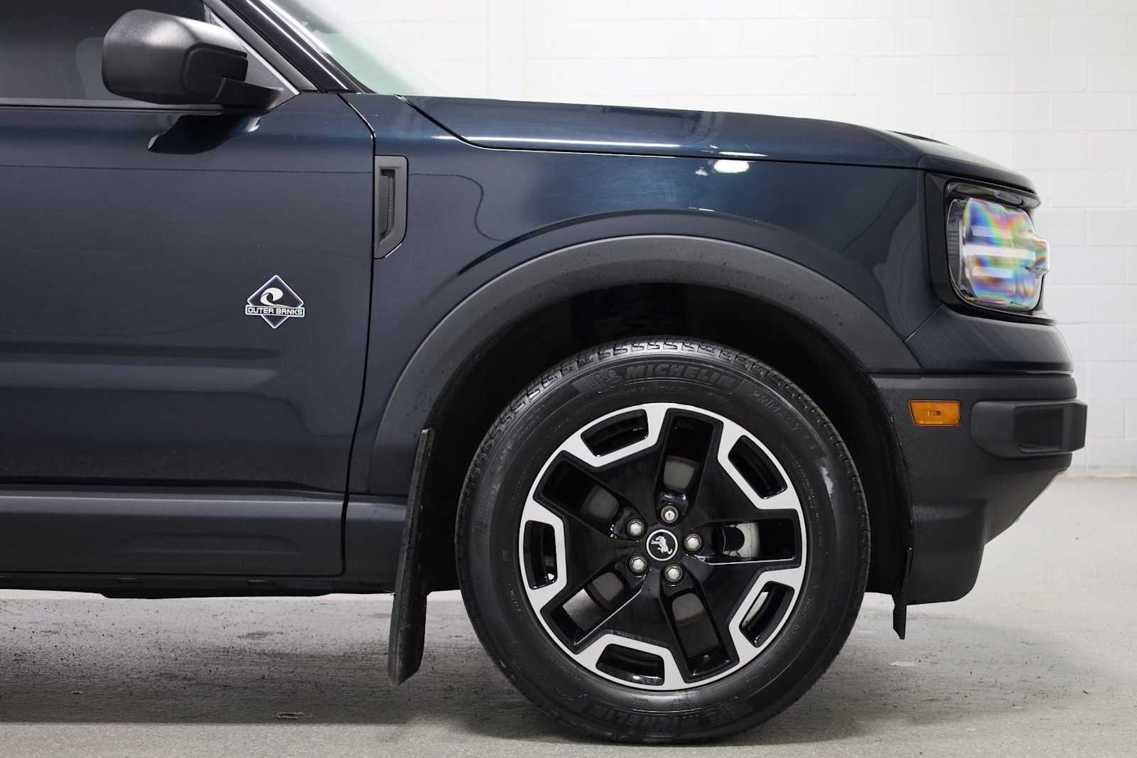 Thumbnail: 2023 Ford Bronco Sport - 11
