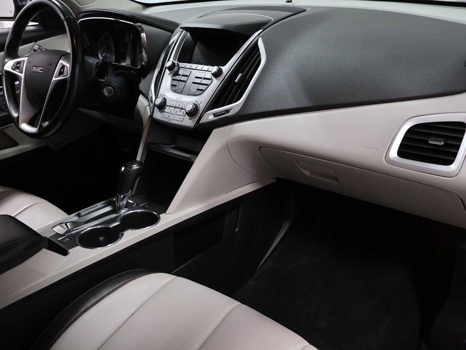 Thumbnail: 2016 GMC Terrain - 6