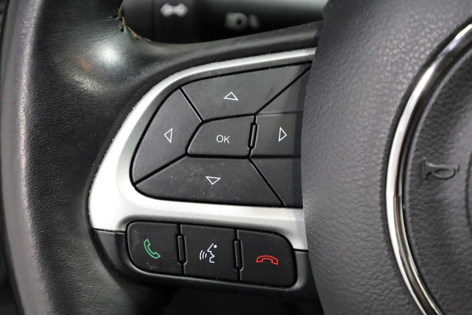 Thumbnail: 2019 Jeep Compass - 25