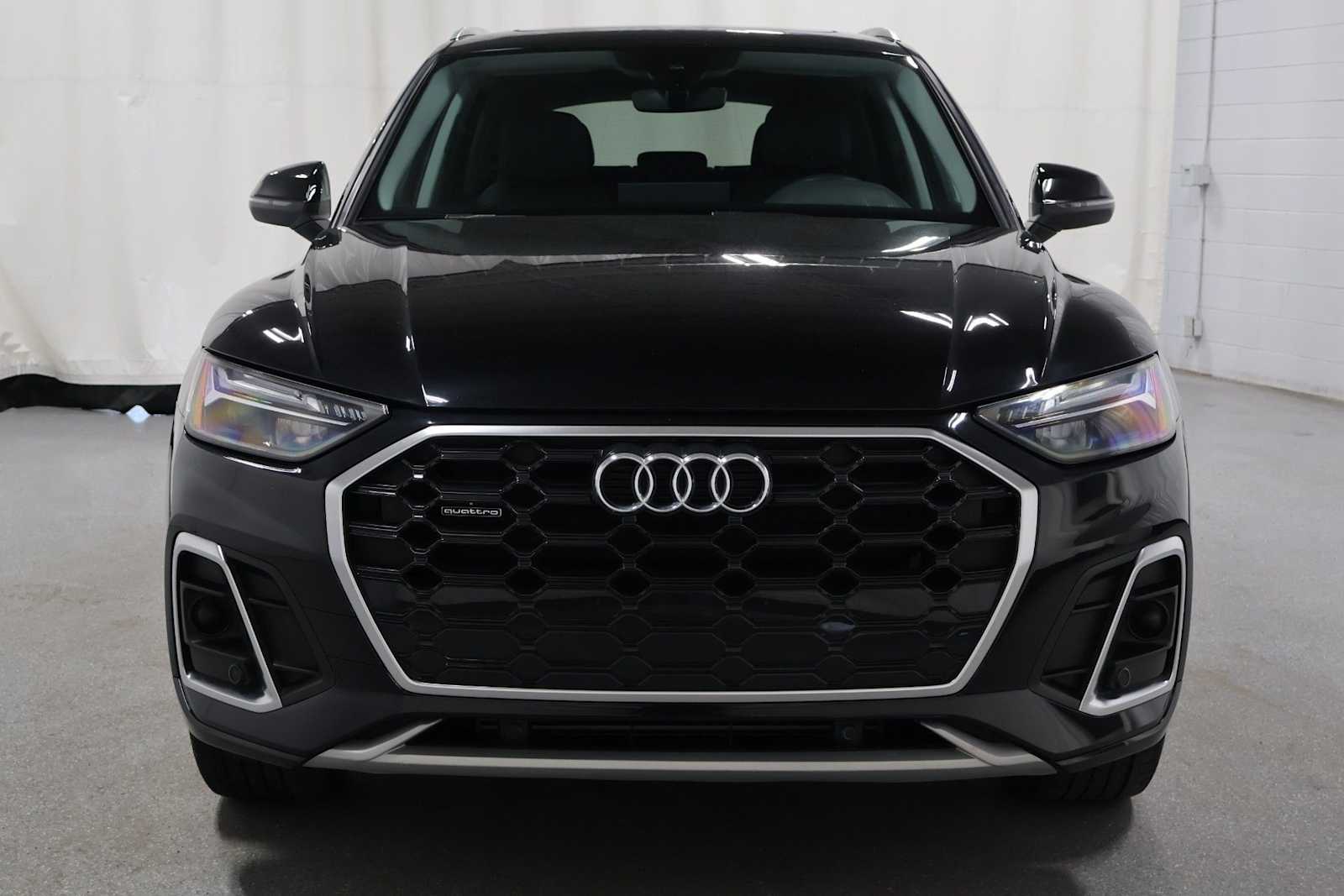 Thumbnail: 2023 Audi Q5 - 14