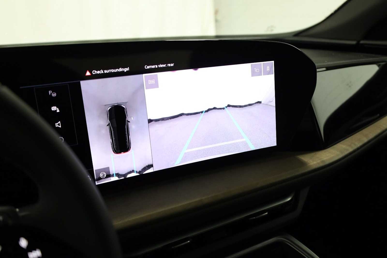 Thumbnail: 2025 Audi Q5 - 32