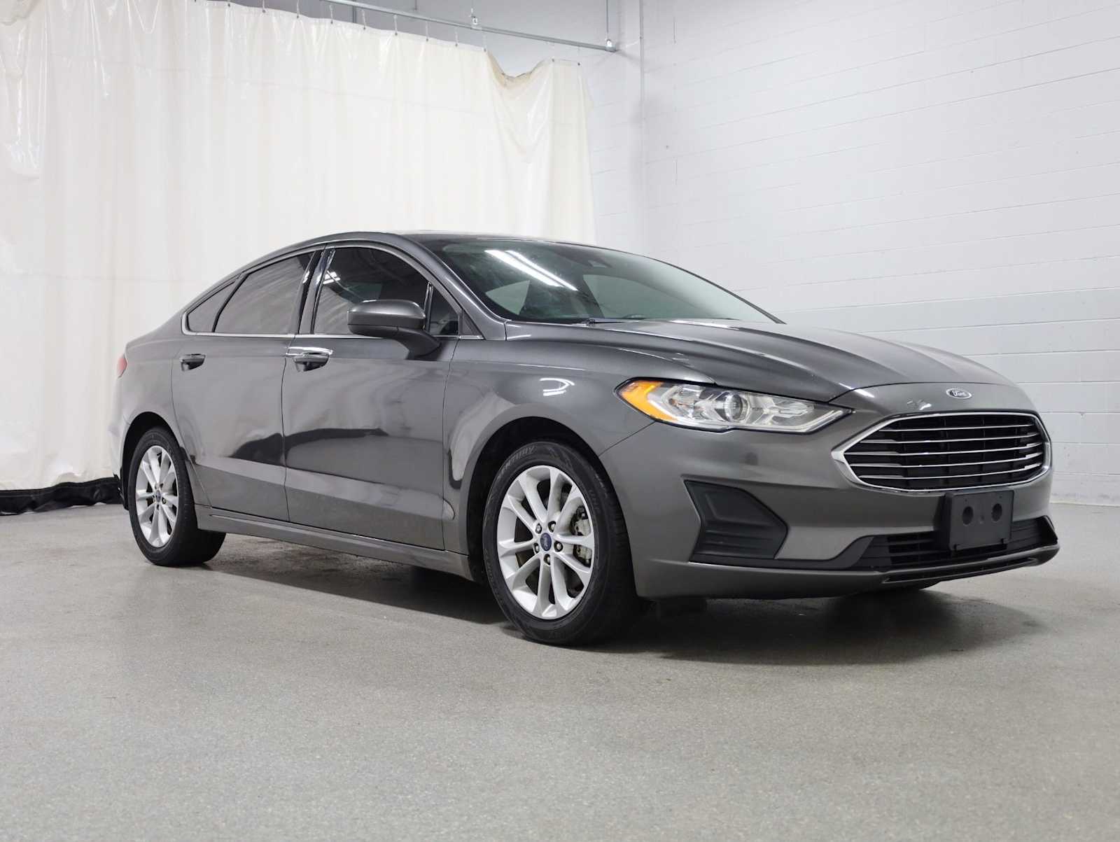 Thumbnail: 2019 Ford Fusion - 13